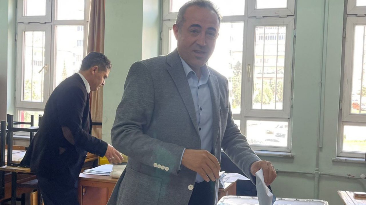 İrfan Karatutlu, Oyunu Kullandı!