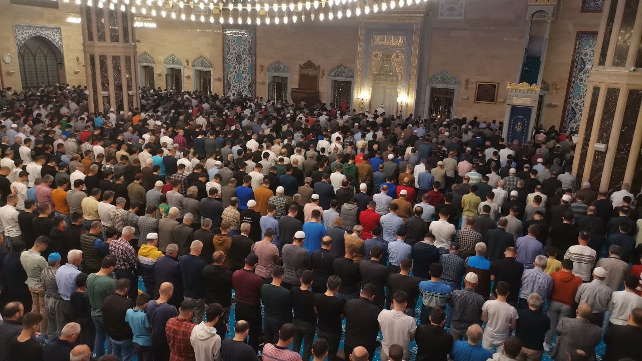 Kahramanmaraş'ta 30 Bin Kişiyle Kadir Gecesi İdrak Edildi!