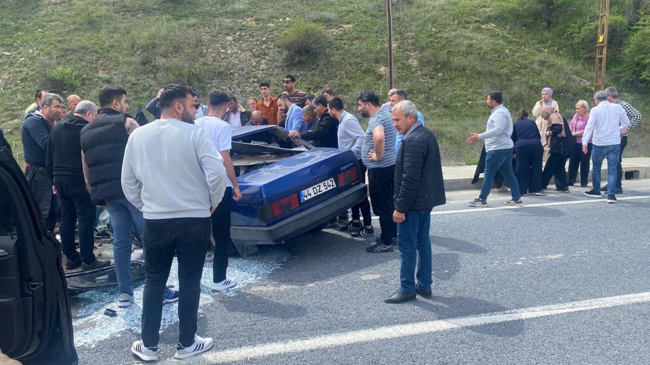 Darende’de feci kaza: 3’ü ağır 8 yaralı