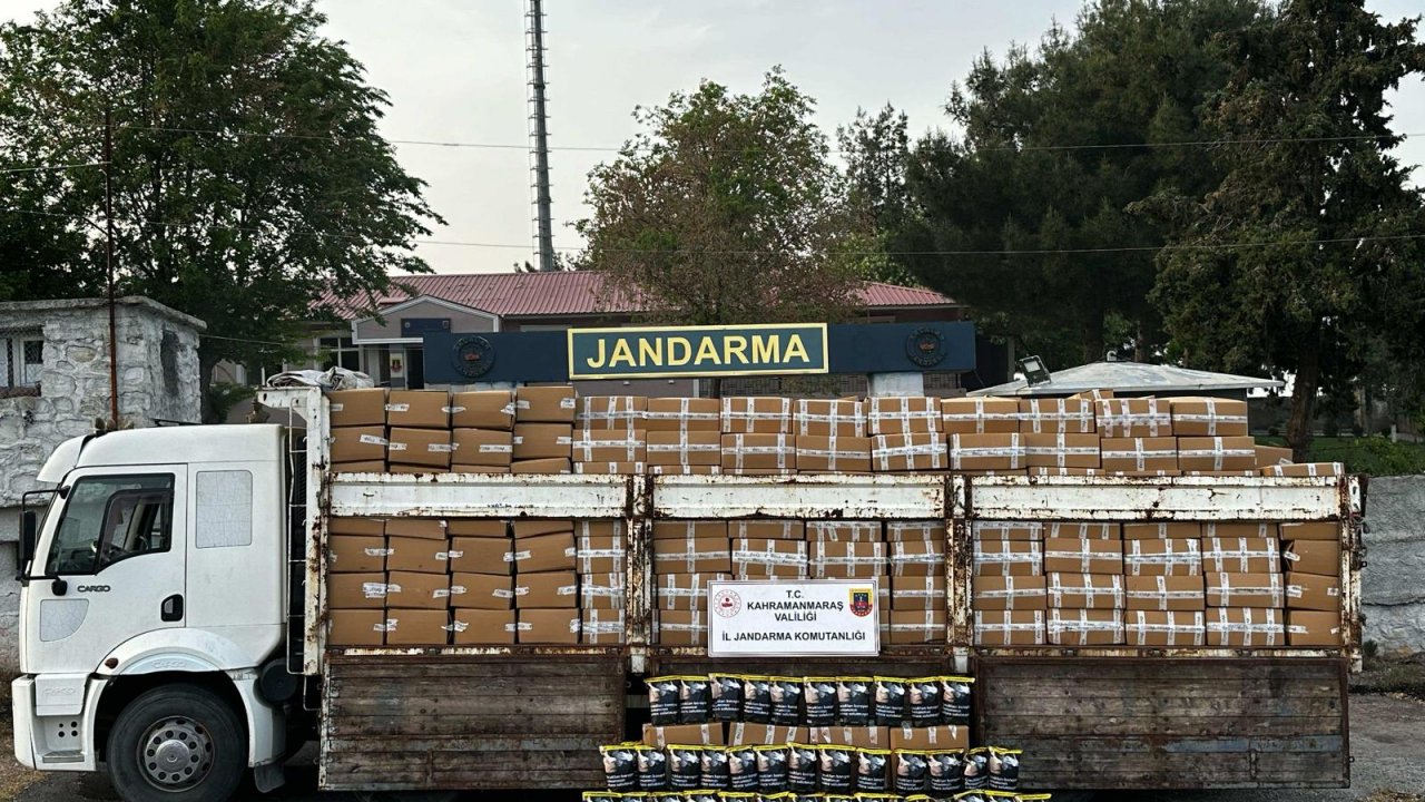 Kahramanmaraş'ta bir kamyon kaçak tütün ele geçirildi!