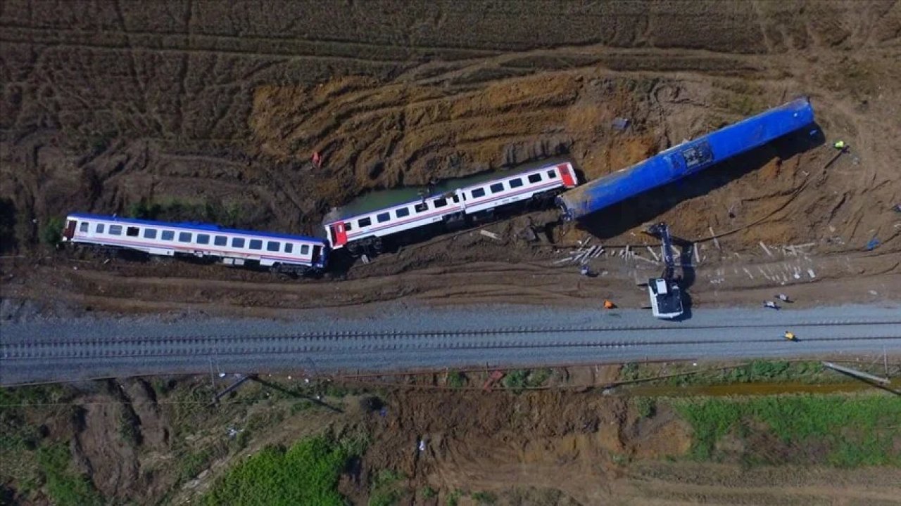 25 kişinin hayatını kaybettiği tren kazası davasında karar çıktı!