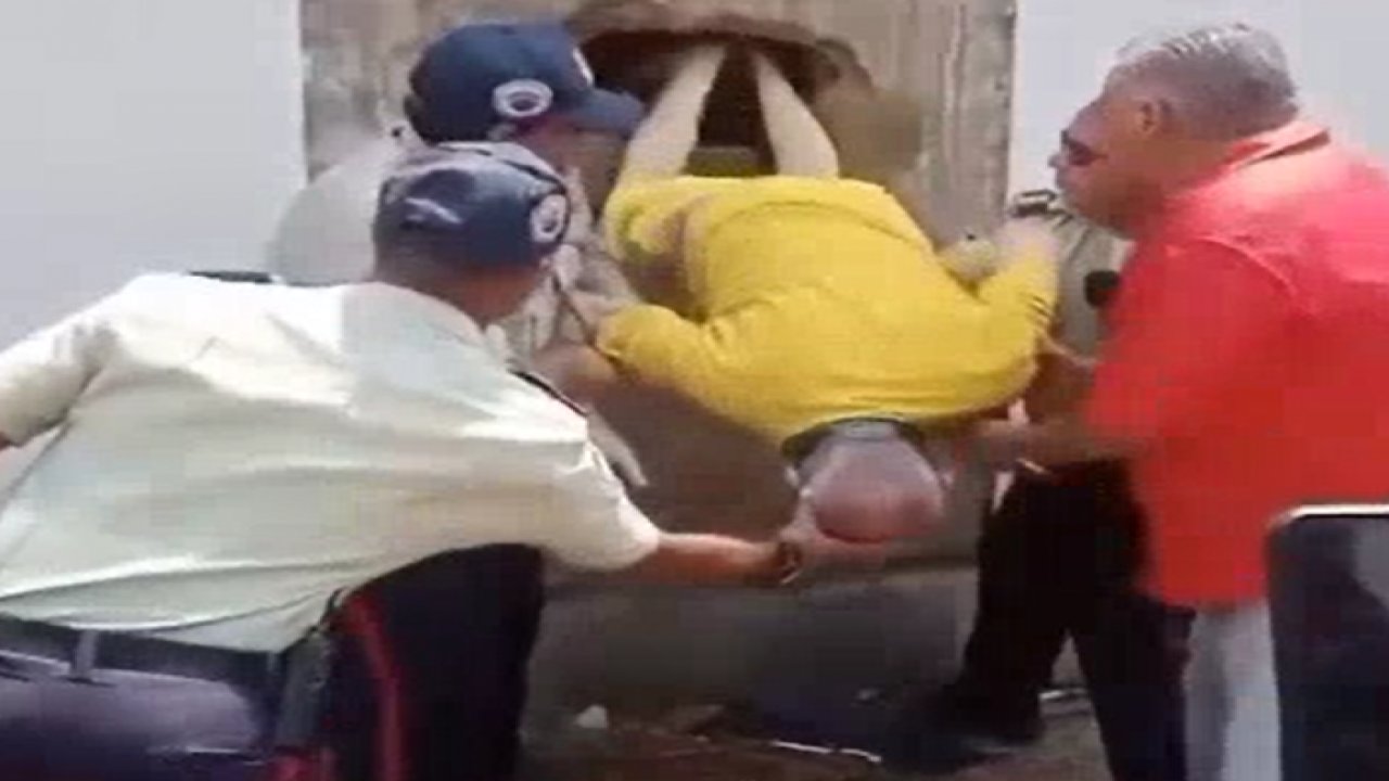 Mahkumların 1,5 sene kazdıkları tünel karakola çıktı!