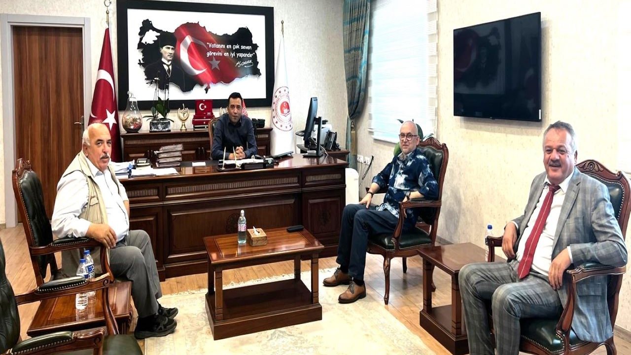 Kahramanmaraş’ta Tekke yıkılacak, ortasından yol geçecek!