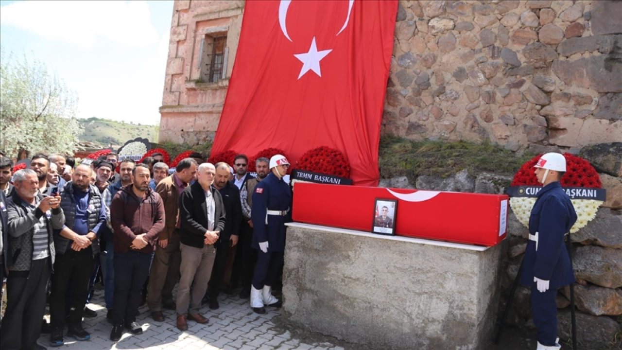 Şehit asker Nevşehir'de son yolculuğuna uğurlandı!