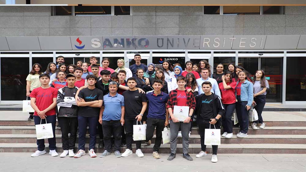 Üniversite adaylarından SANKO Üniversitesi’ne ziyaret