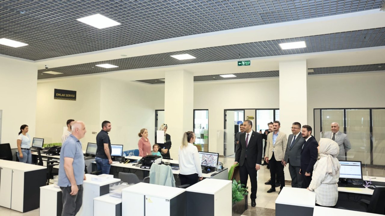 Başkan Toptaş; “Onikişubat’ımız için özveriyle çalışacağız”