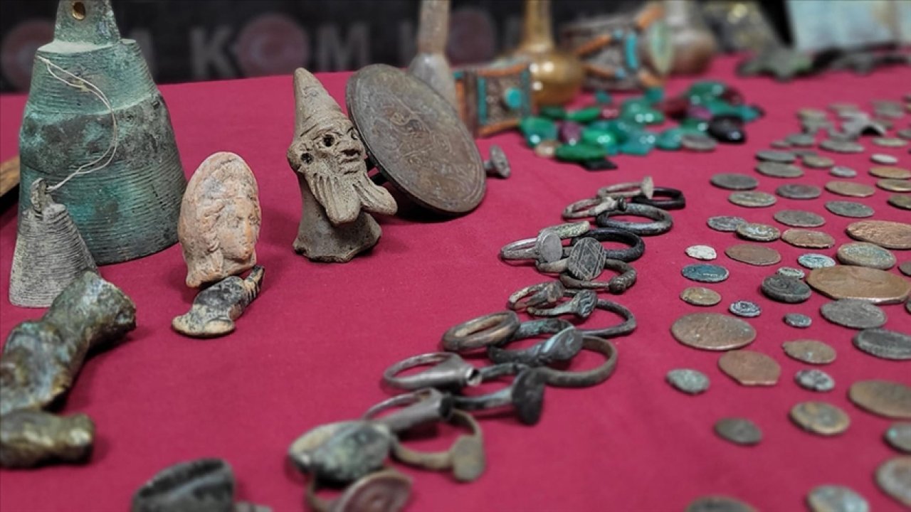 3 bin 380 tarihi eser ele geçirildi!