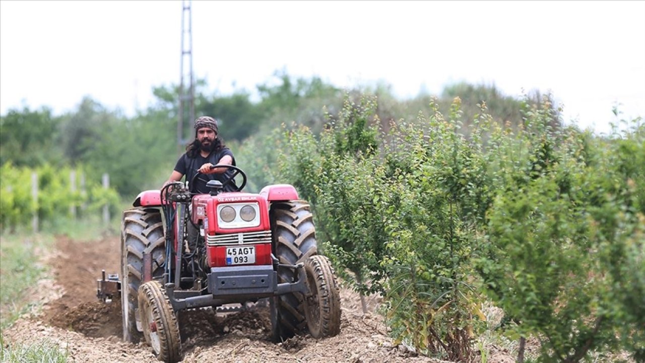 Hafta içi dizi setinde hafta sonu tarlada çalışıyor!