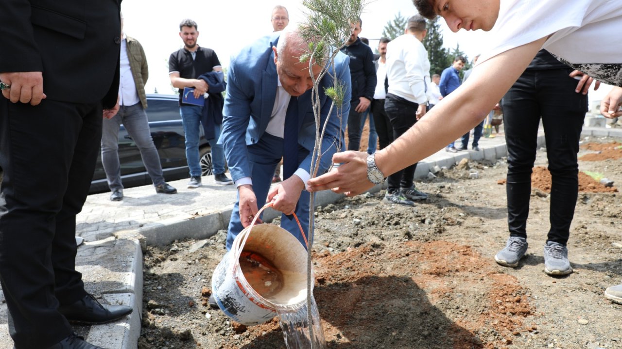 Kahramanmaraş’ta kampüs ağaçlandırıldı!