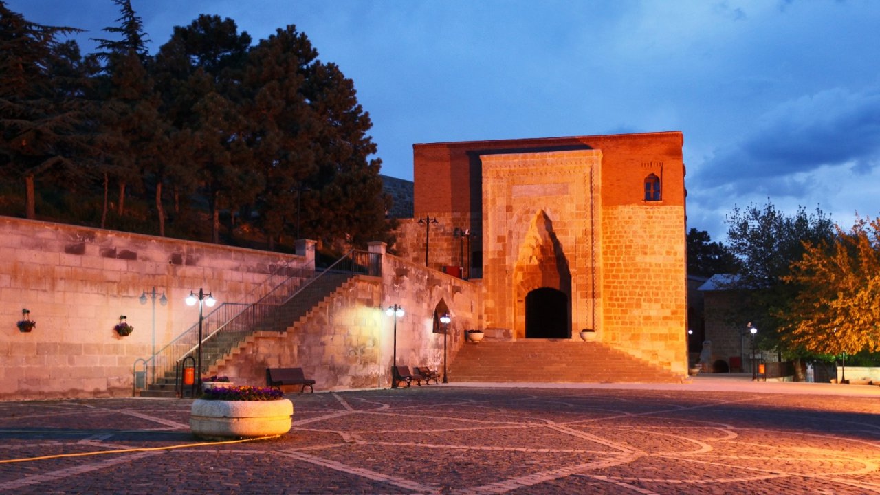 Kahramanmaraş Afşin'deki Ashab-ı Kehf: Gizemli Mağara Ziyaretçilerini Bekliyor