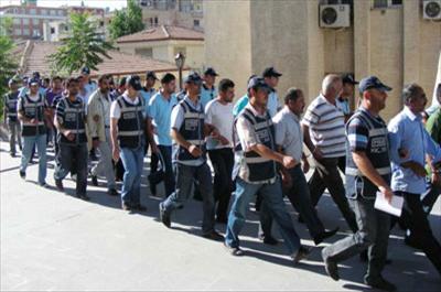 Akaryakıt kaçakçılığı yapan 26 kişi tutuklandı