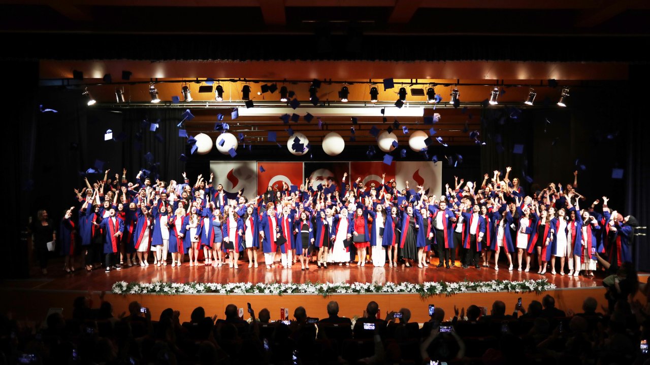 SANKO Üniversitesi’nde Mezuniyet Coşkusu