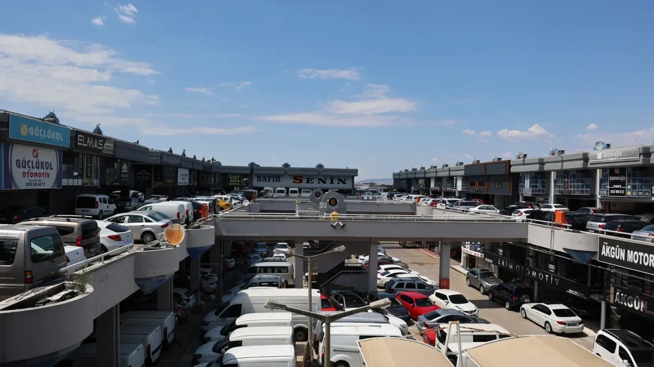 Bayram Öncesi İkinci El Piyasasında yaprak kıpırdamıyor!