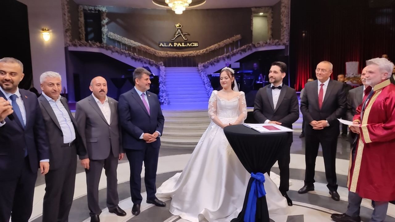 Ak Parti Kahramanmaraş Başkan Yardımcısı Dereli Kayınbaba oldu