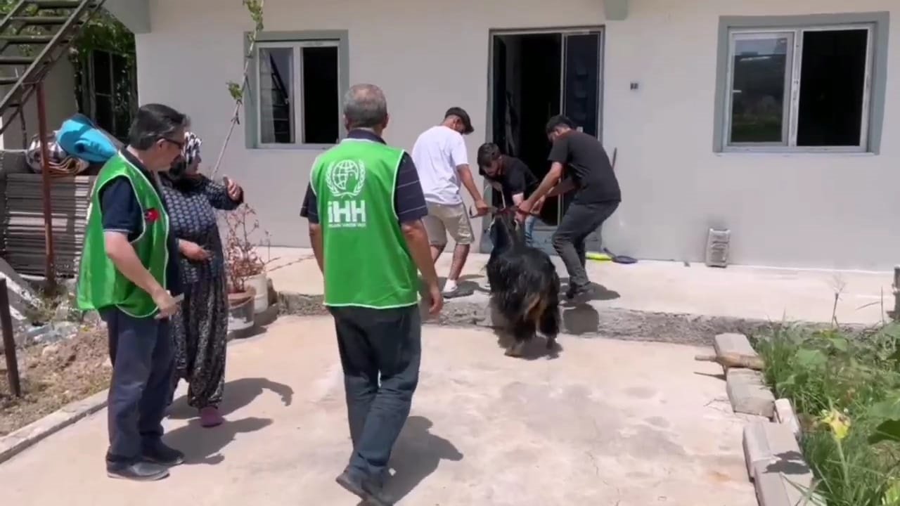 Kahramanmaraş'ta 14 Yetim Ailesinin yüzü güldü!