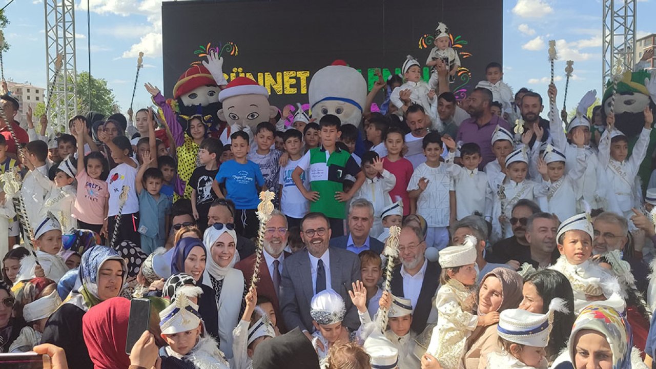 Mahir Ünal Kahramanmaraş'ta 300 çocuğu sünnet ettirdi!