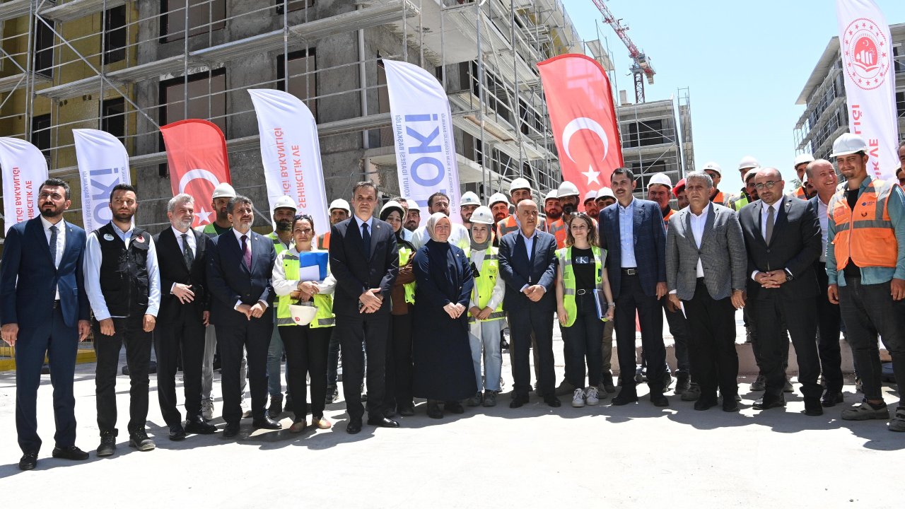 Bakan Kurum’dan Kahramanmaraş için raylı sistem müjdesi!