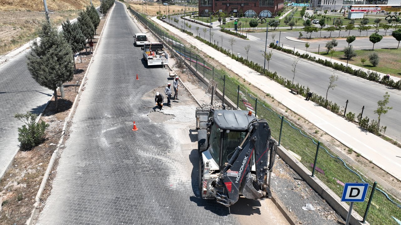 Kahramanmaraş’ta Organize Sanayi ve Kavlaklı yolunda çalışma!