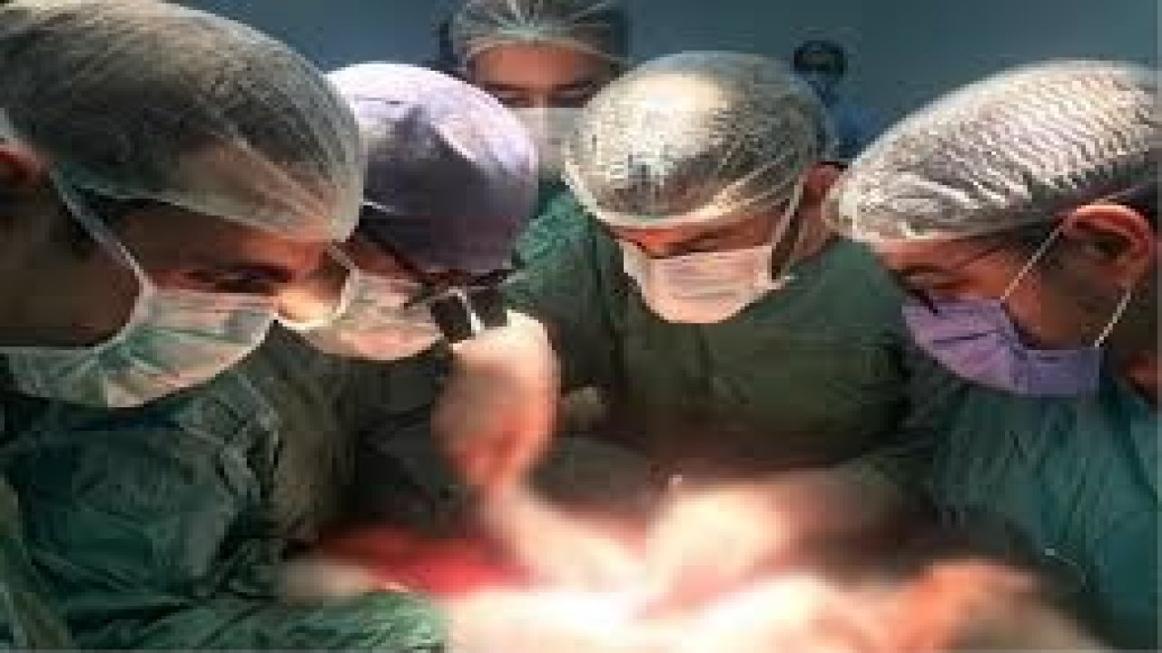 Kahramanmaraş'ta hamile kadının karnından çıkanlar doktorları bile şaşırttı!