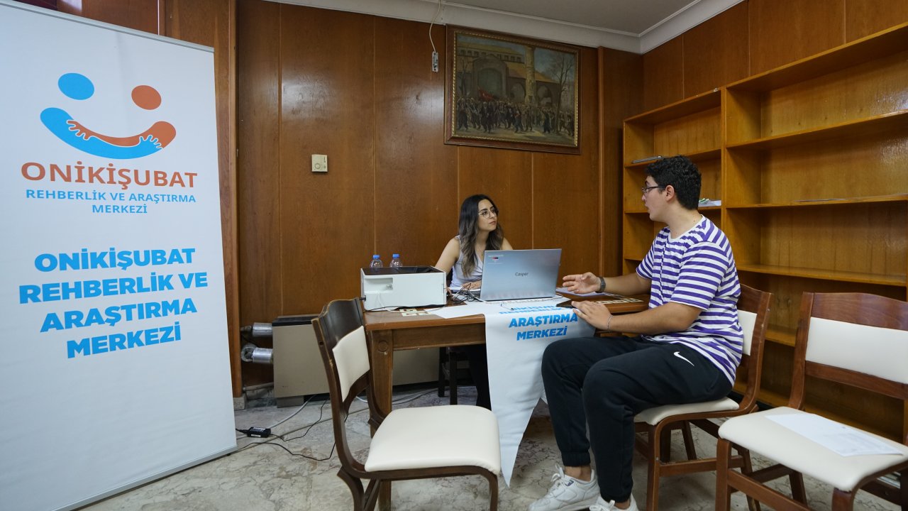 Kahramanmaraş’ta Tercih Sürecinde Üniversite Adaylarına ücretsiz hizmet!