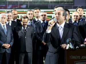 Bakan Eker, 10.5 Milyon Tlye Yenilenen Hipodromu Açtı