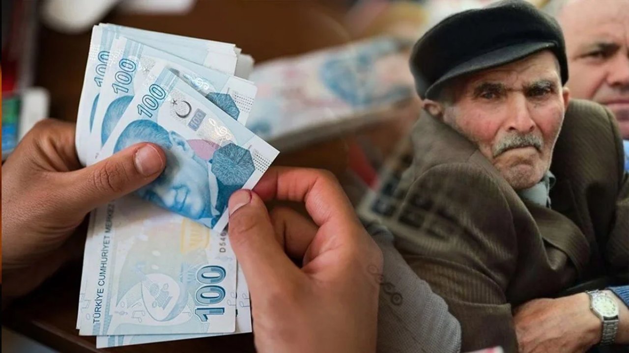 Emeklilere yüzde 30 indirimli olacak! Bakan duyurdu