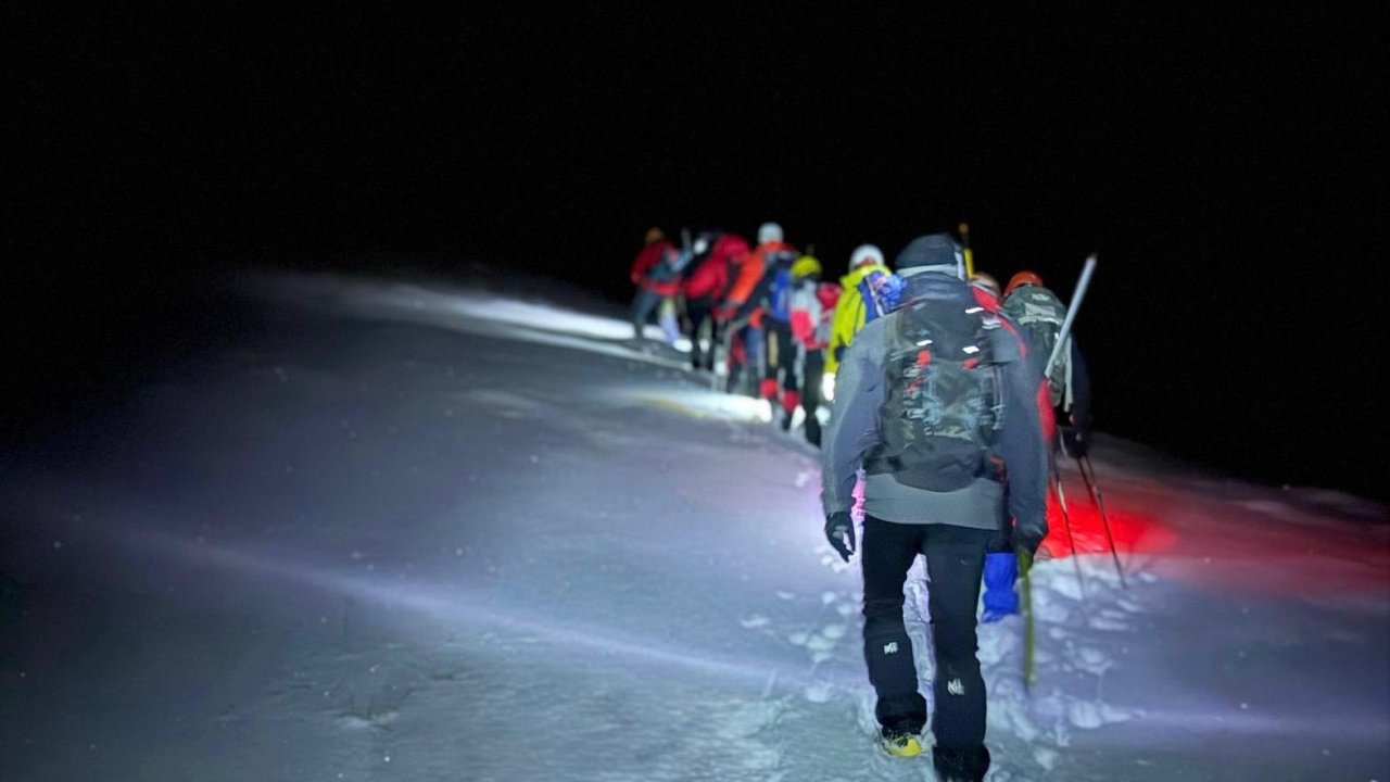 Kahramanmaraşlı dağcılardan “Hasan Dağı”na Kış Tırmanışı!