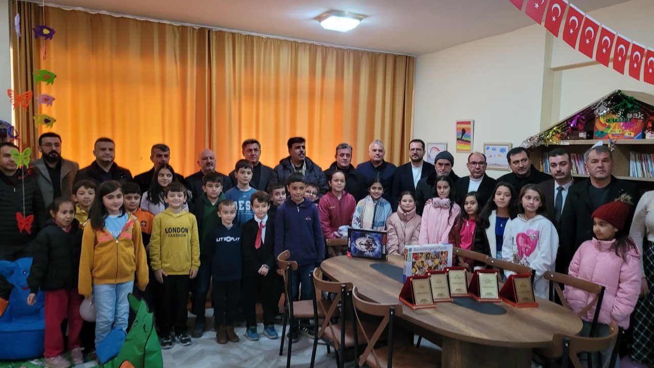 Hepbiriz’den Dereboğazı Kadılı İlkokuluna Kütüphane