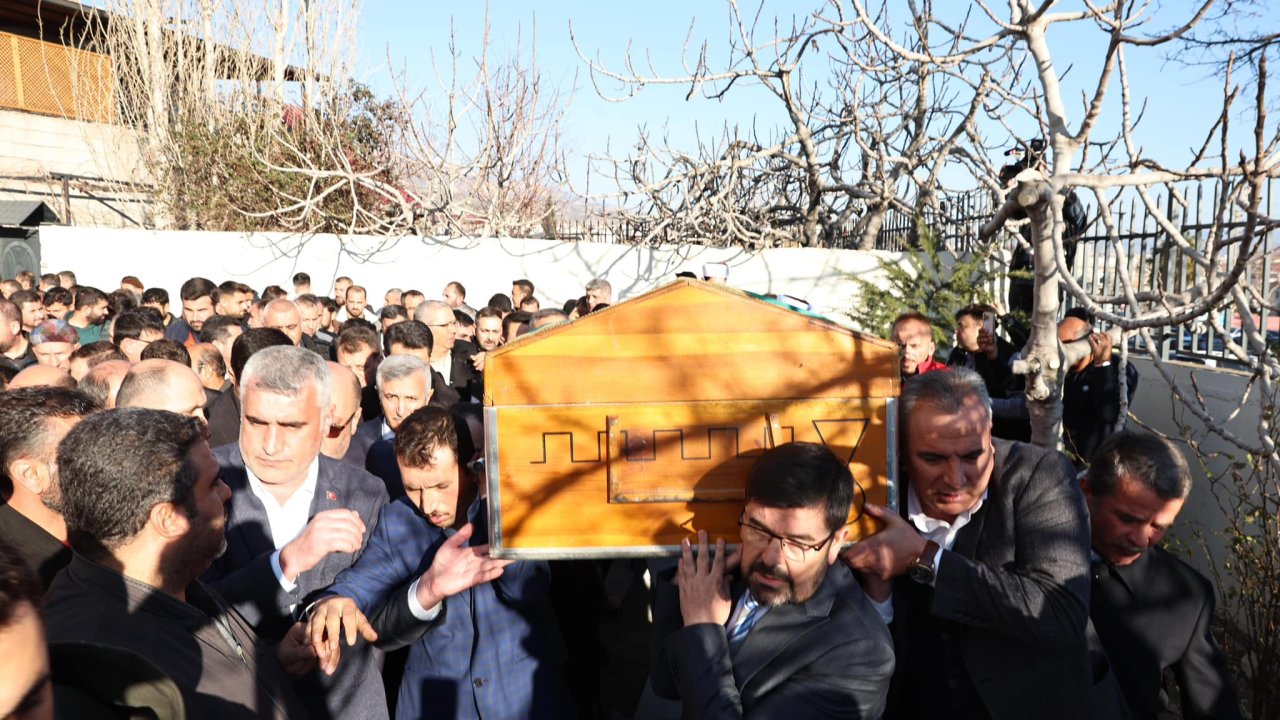 Kahramanmaraş’ın sevilen ismi Resul Arslanhan Son Yolculuğuna Uğurlandı!