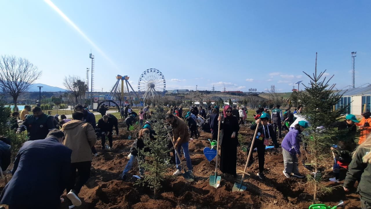 Kahramanmaraş'ta Umut ve İyilik Kokan Anma Töreni!