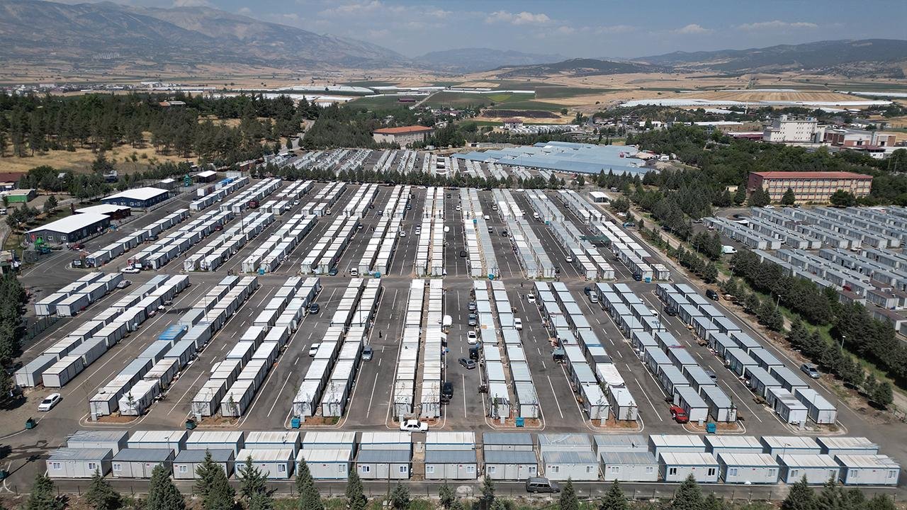 Kahramanmaraş’ta 52 Bin Kişi Konteynerde Yaşıyor!