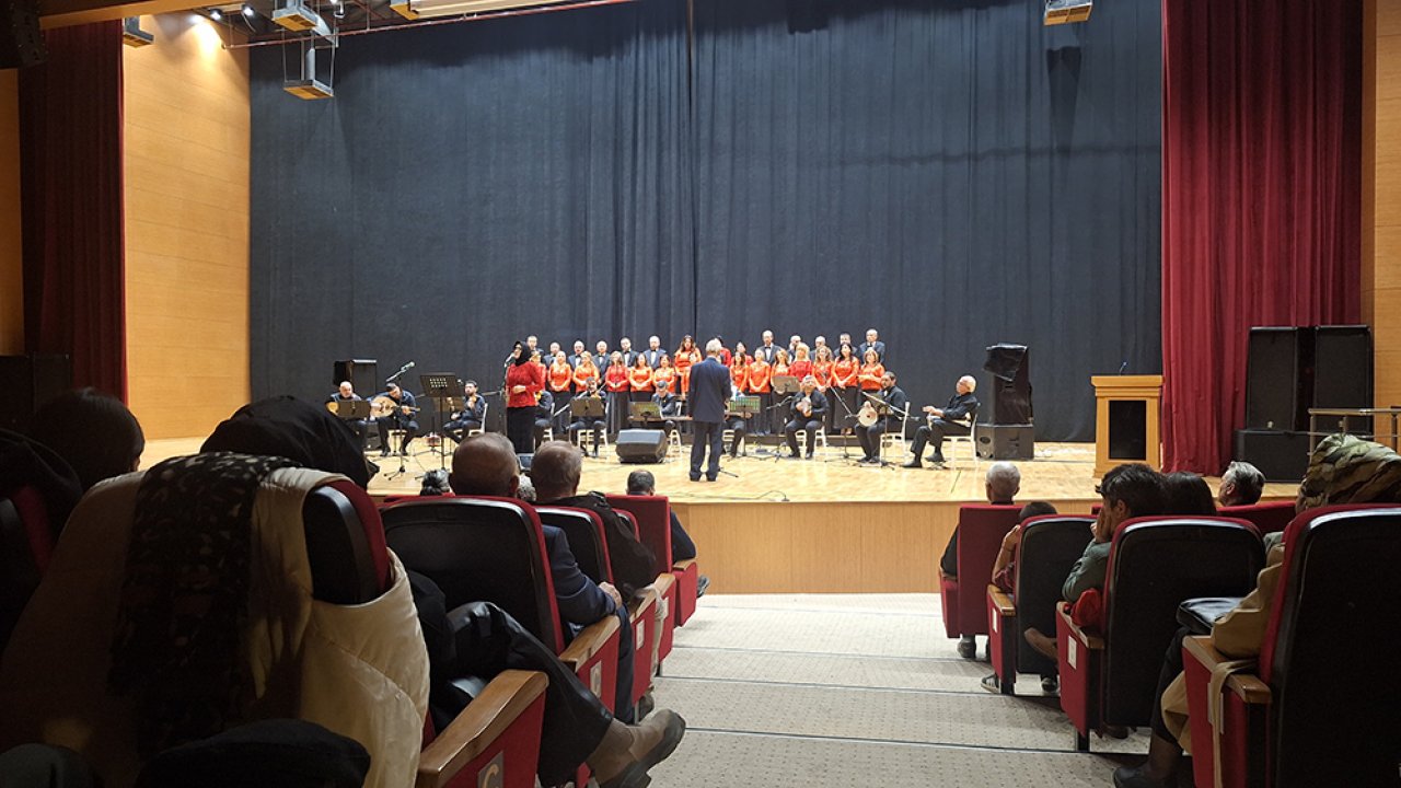 Kahramanmaraş’ta musiki konseri dinleyicilerini mest etti!