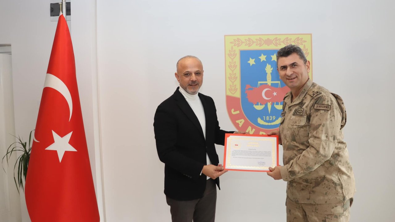 Afşin Belediye Başkanı Koray Kıraç’a Jandarma Asayiş Vakfı’ndan Teşekkür Belgesi!