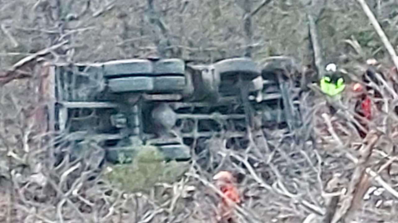 Kahramanmaraş’ta Kamyon Uçuruma Yuvarlandı! 1 ölü, 2 yaralı