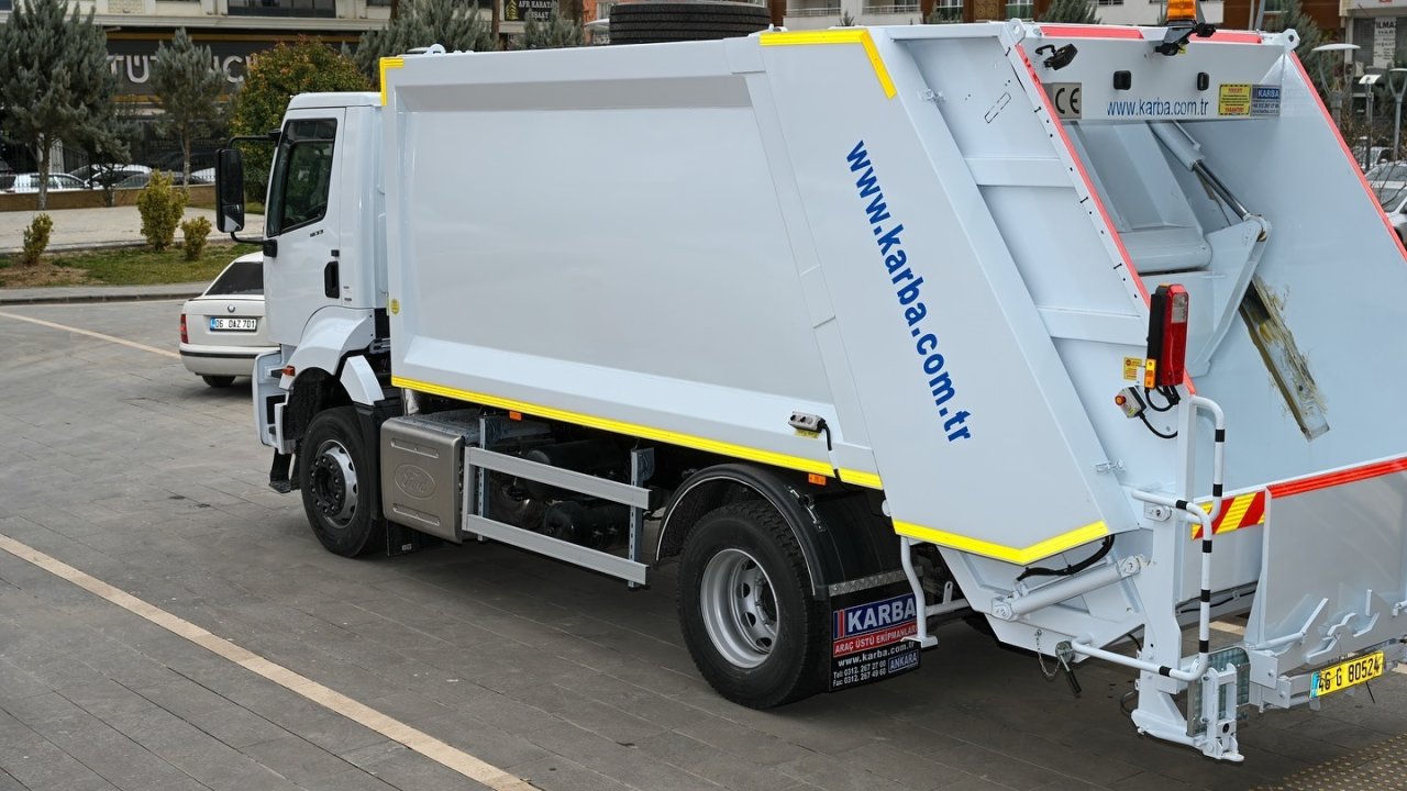 Türkoğlu Belediyesi araç parkını genişletiyor!