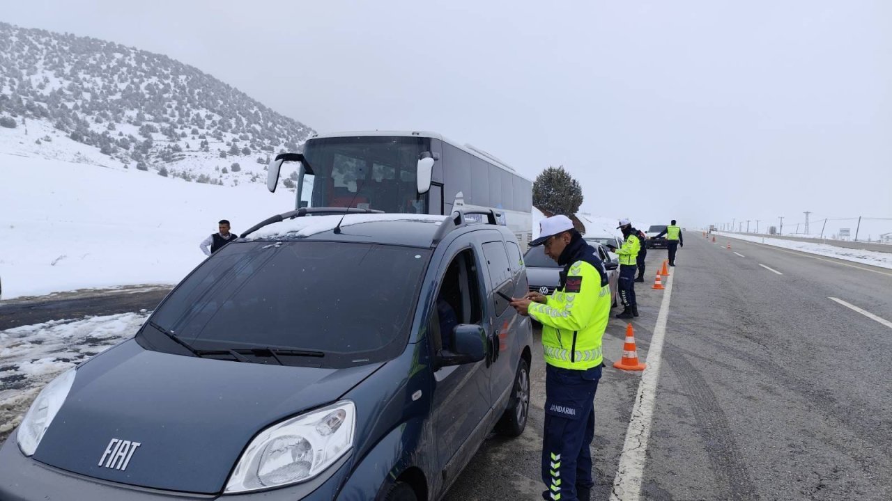 Kahramanmaraş’ta Jandarma 279 kişi yakaladı!
