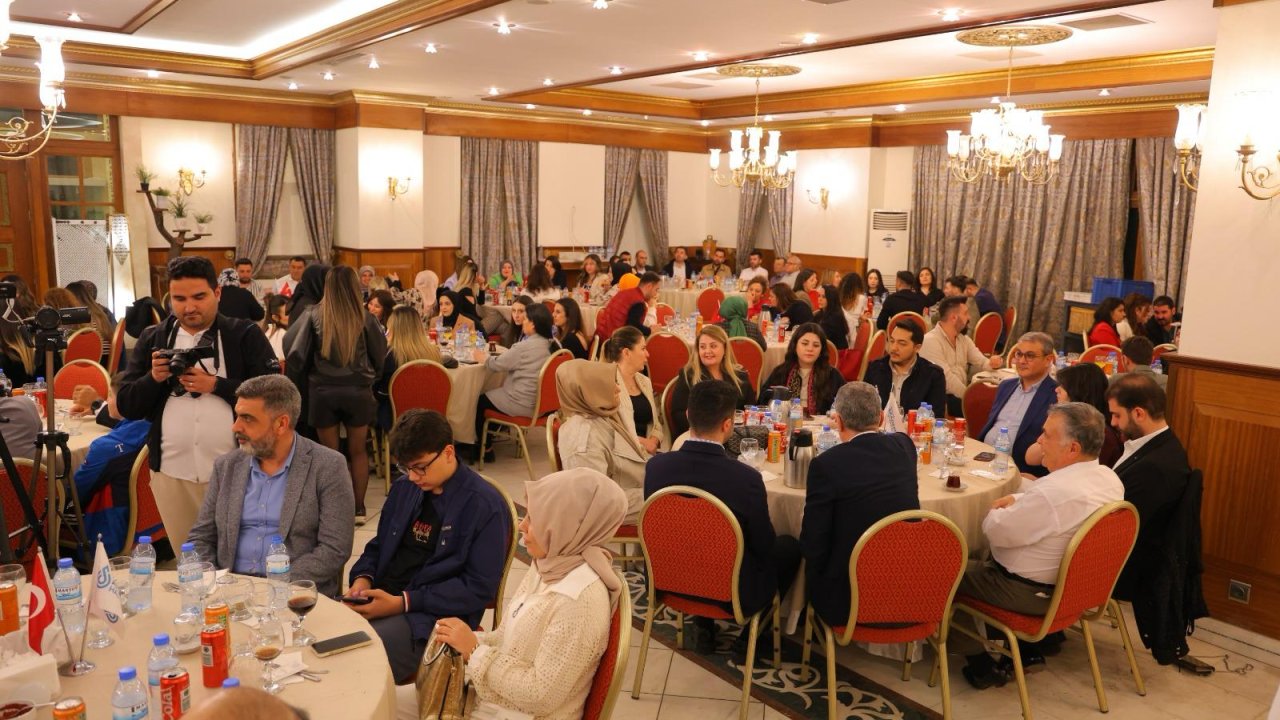 Sular Akademi Hastanesi Çalışanları iftar sofasında buluştu!