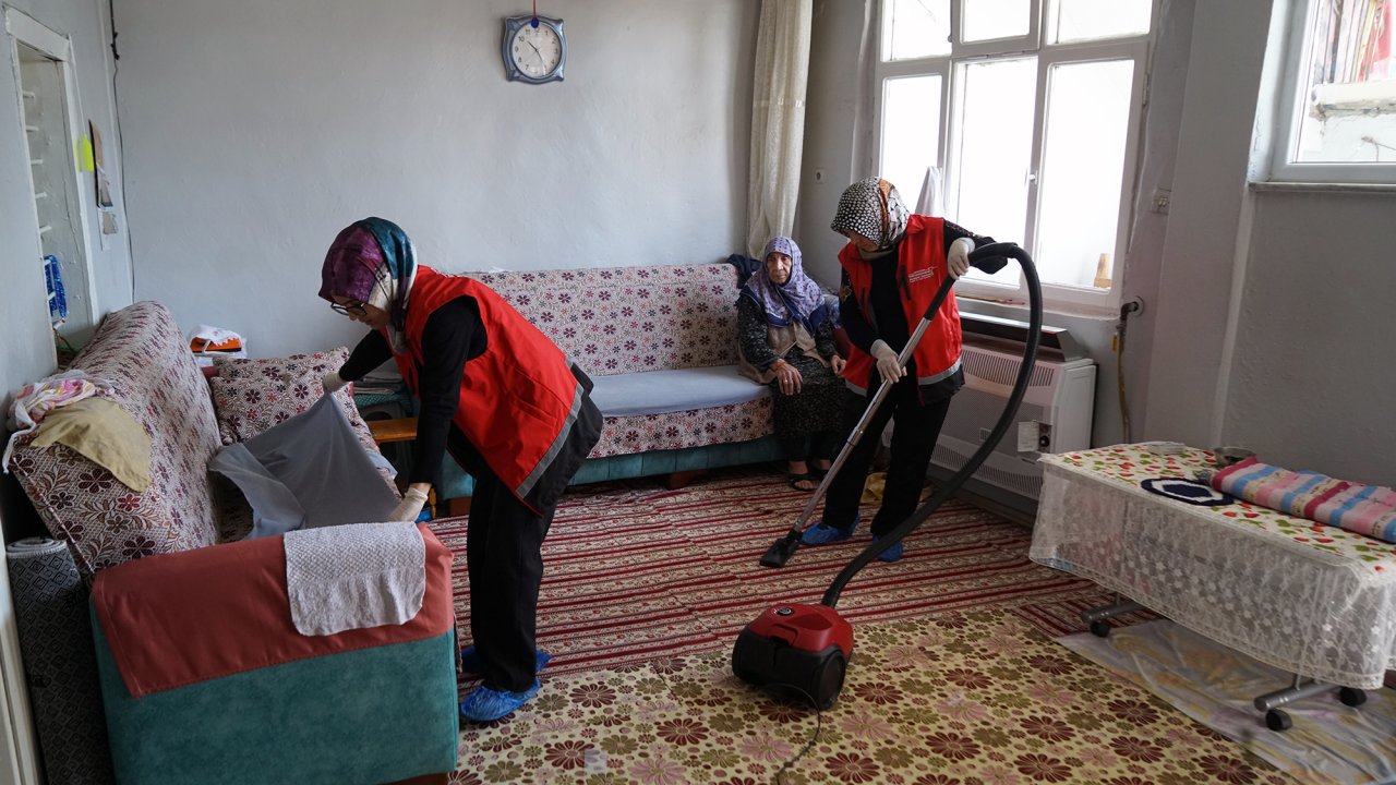 Kahramanmaraş’ta Büyükşehir Ulu Çınarları Bayrama Hazırladı!