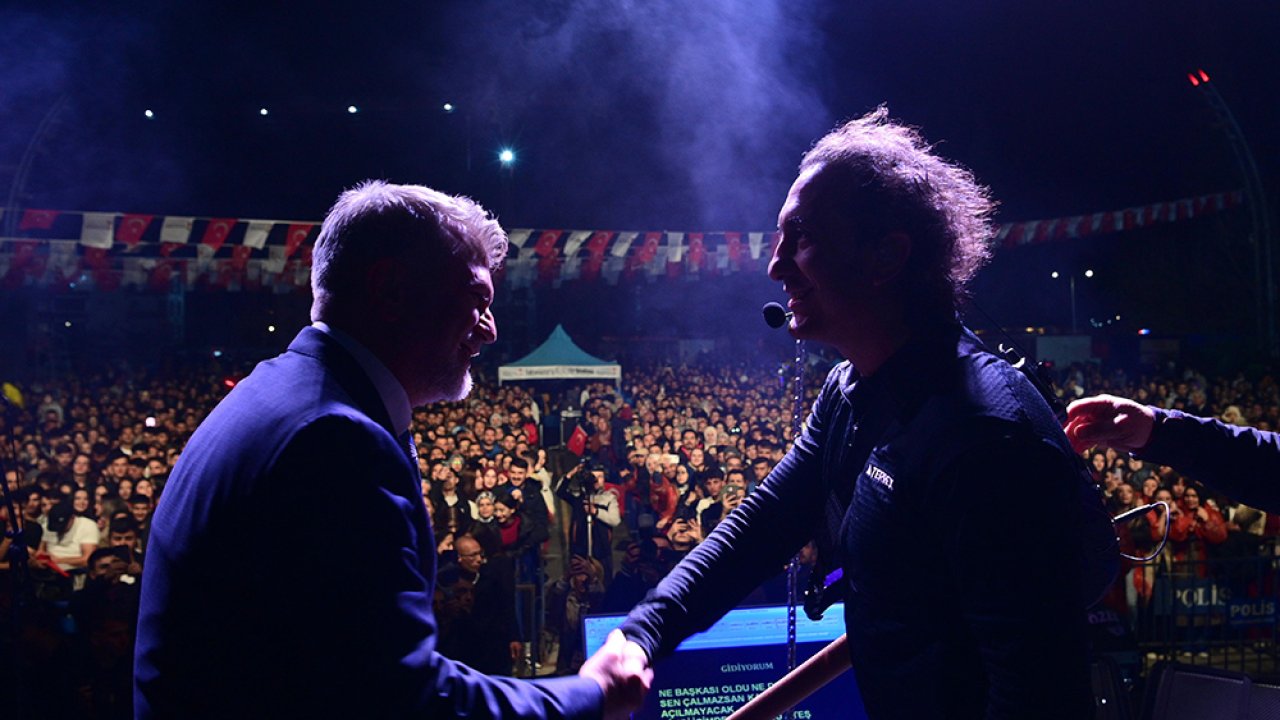 Kahramanmaraş’ta Madalya Günü Coşkusu Kıraç Konseriyle Taçlandı!