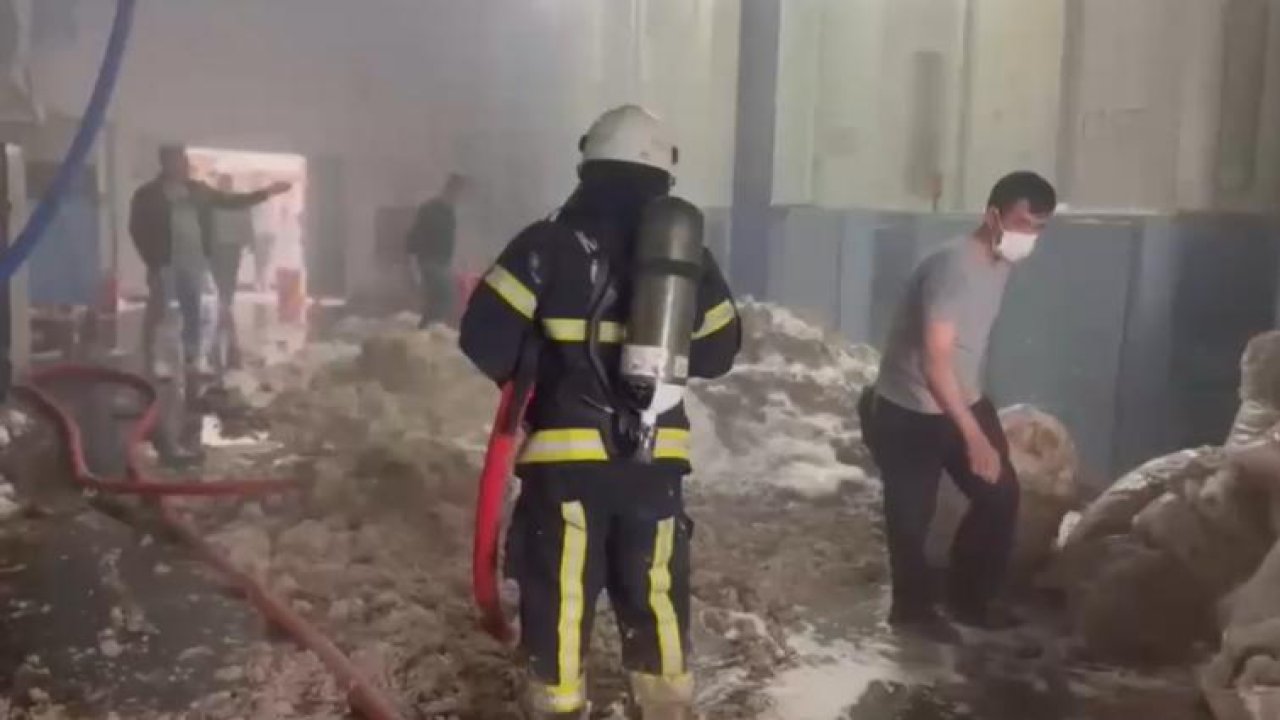 Kahramanmaraş’ta fabrika yangını!