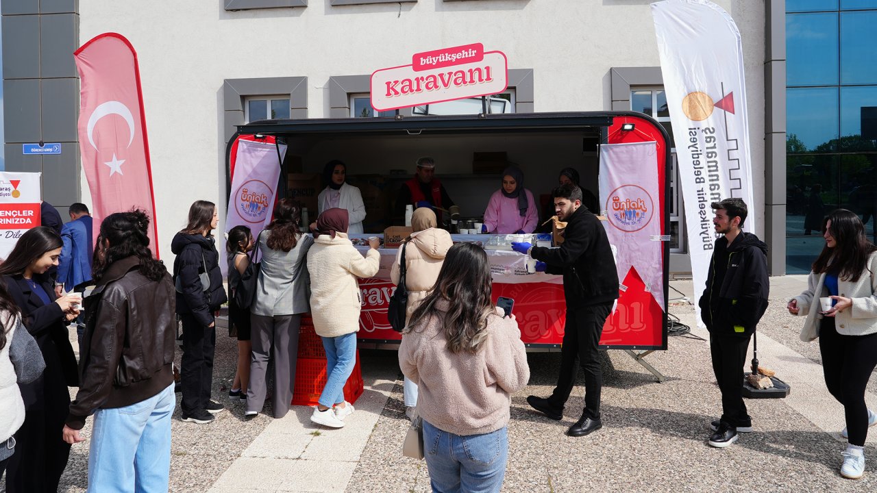 Kahramanmaraş’ta öğrencilere çorba desteği!