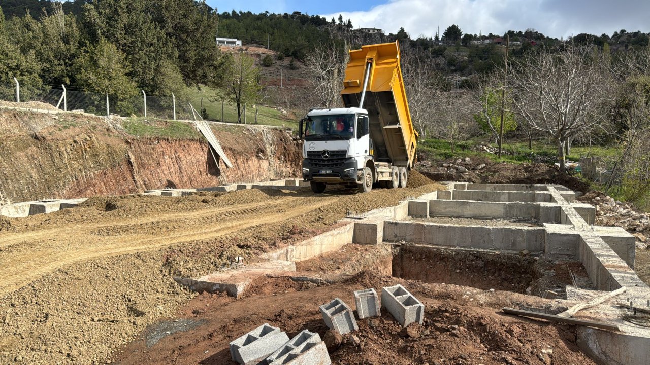 Dulkadiroğlu'nda Ağabeyli Ceviz İşleme Tesisi İnşaatı Hızla İlerliyor