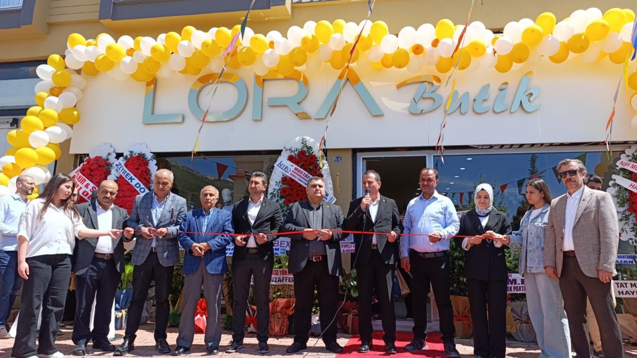 Kahramanmaraş’ta Modanın Yeni Adresi: Lora Butik Görkemli Bir Açılışla Hizmete Girdi!