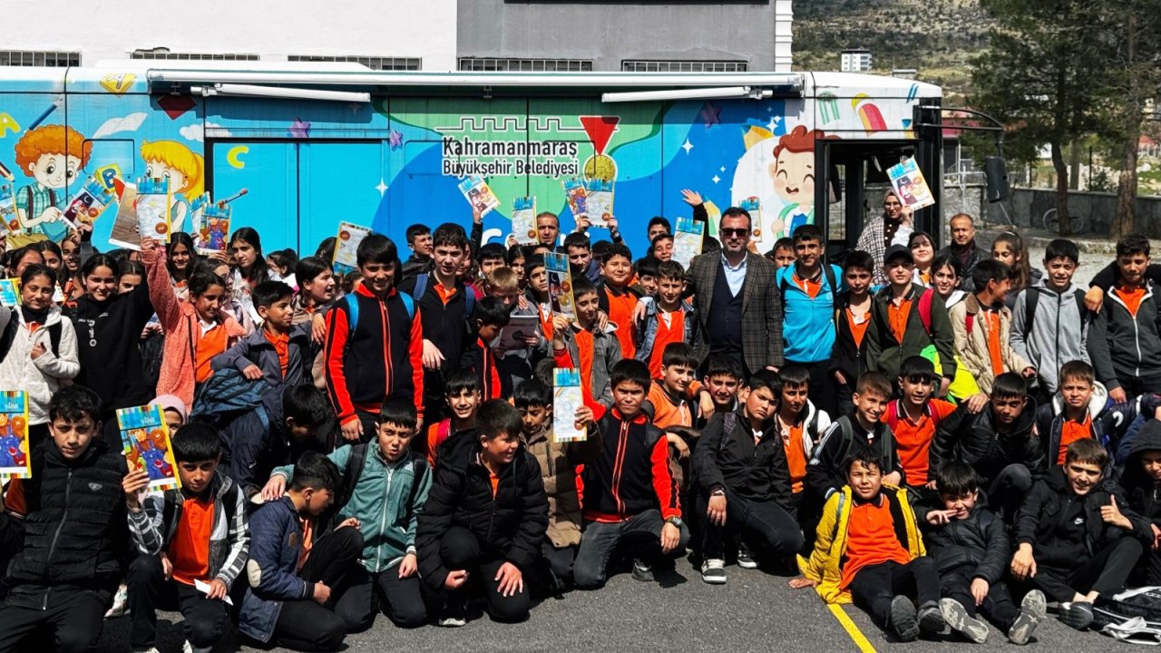 Kahramanmaraş’ta Mobil Kütüphane, Miniklerin ayağına gidiyor!