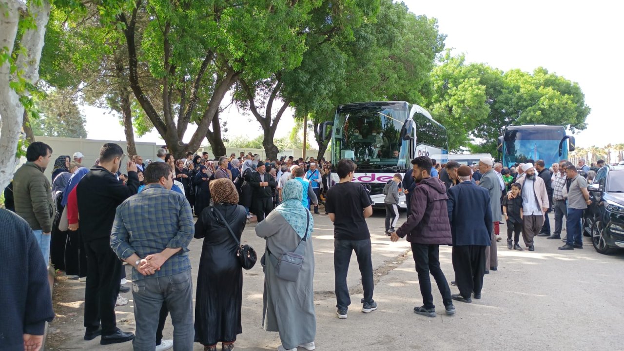 Kahramanmaraş’ta hacı adayları dualarla uğurlandı!