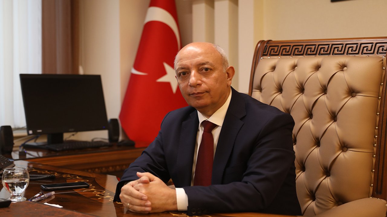 Rektör İsmail Bakan’dan 19 Mayıs Atatürk’ü Anma, Gençlik ve Spor Bayramı mesajı!