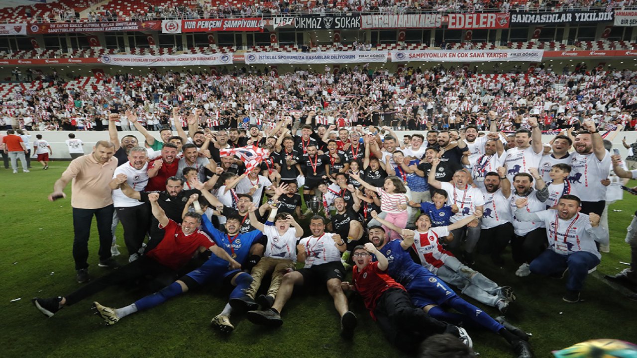 Başkan Toptaş’tan Kahramanmaraş İstiklalspor’a Tebrik Mesajı!