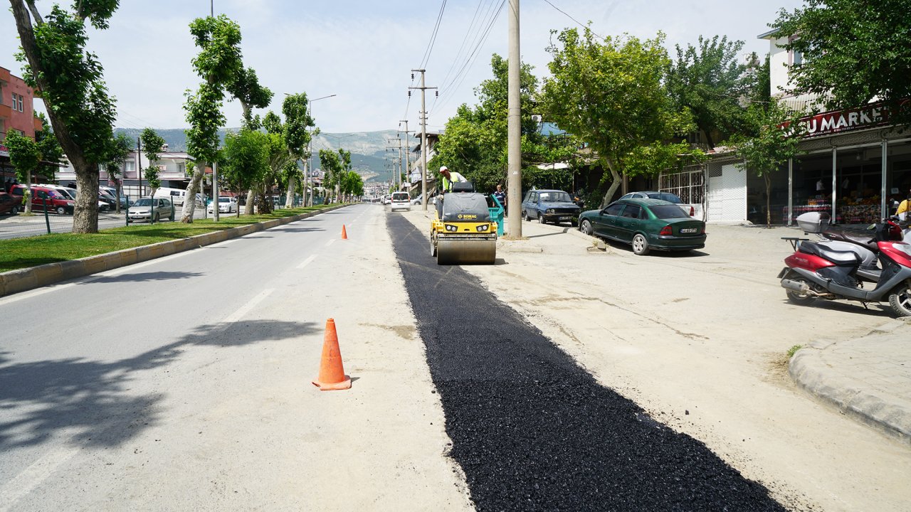 Dulkadiroğlu’nda Altyapısı Tamamlanan Yollar Asfaltlanıyor!