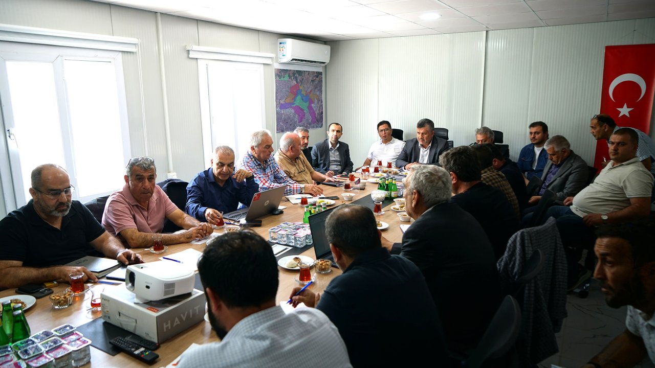 KASKİ Müteahhitleri Topladı “İşinizi düzgün yapın” talimatı verdi!