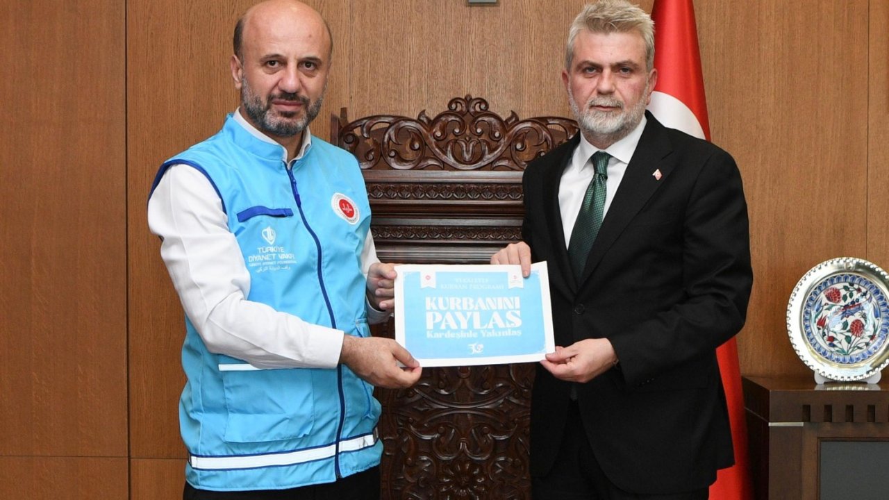 Başkan Görgel ve Emniyet Müdürü Gökduman’dan Kurban Bağışı!